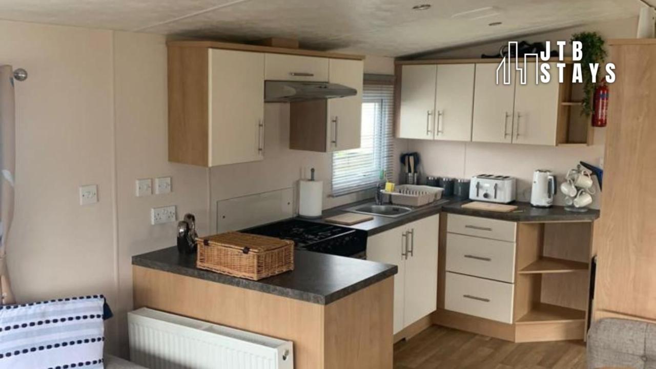 Spacious And Luxurious Caravan In Trecco Bay بورثكول المظهر الخارجي الصورة